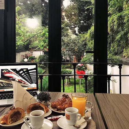 Due Giardini فندق